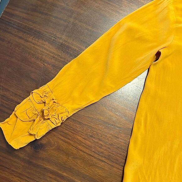 Massimo Dutti Marigold Yellow Orange Ruffle Sleeve Blouse US S - Picture 2 of 7